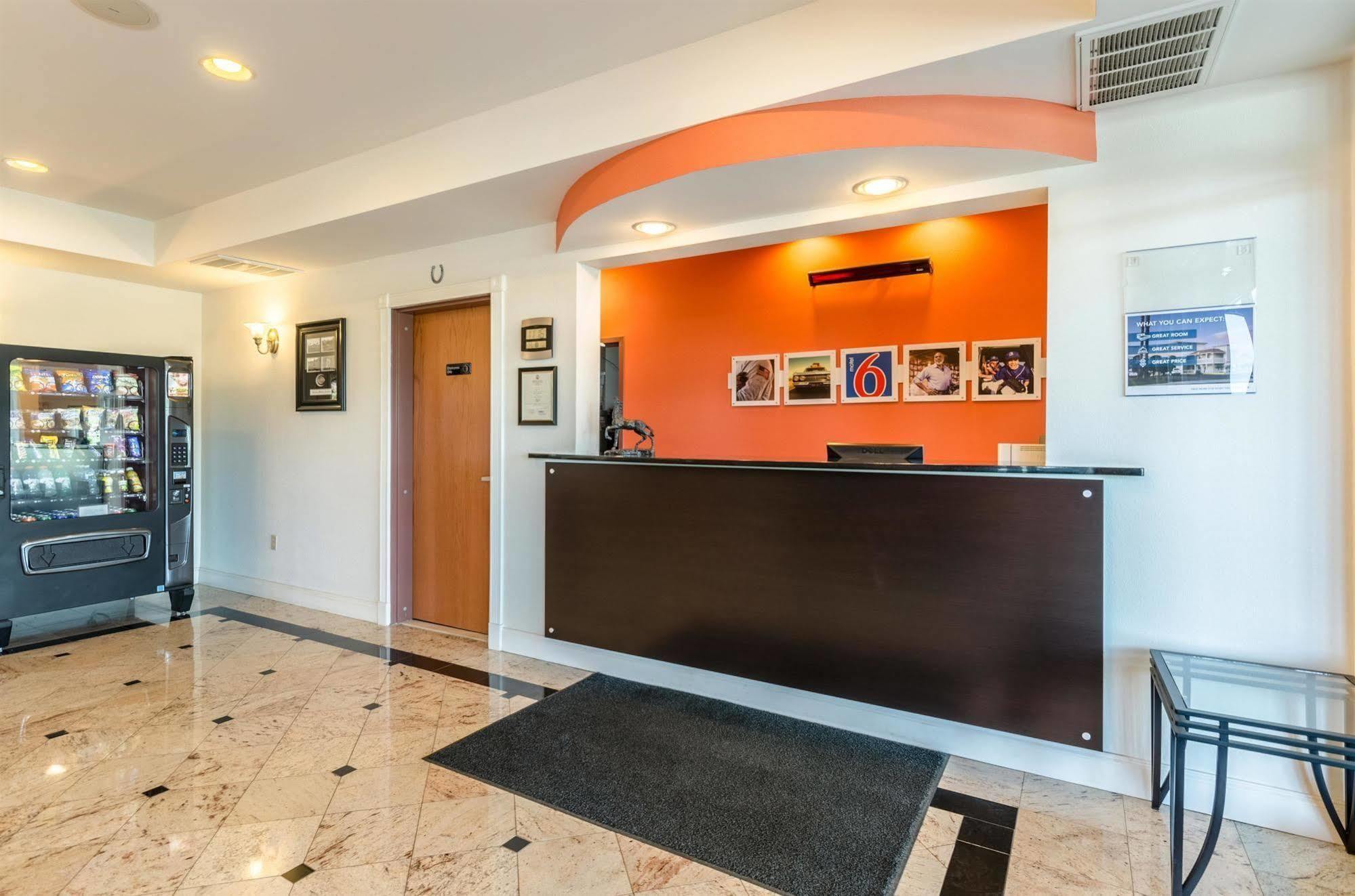 Motel 6-Lexington, Va المظهر الخارجي الصورة